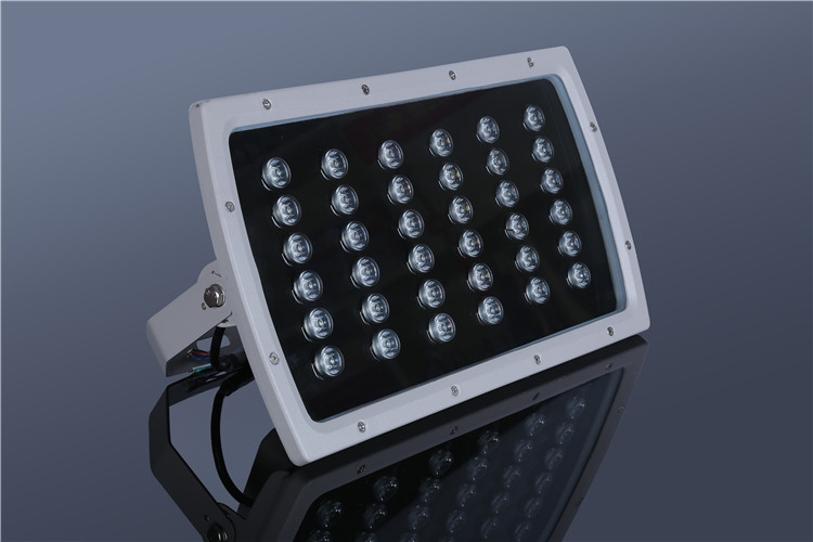 LED投光灯