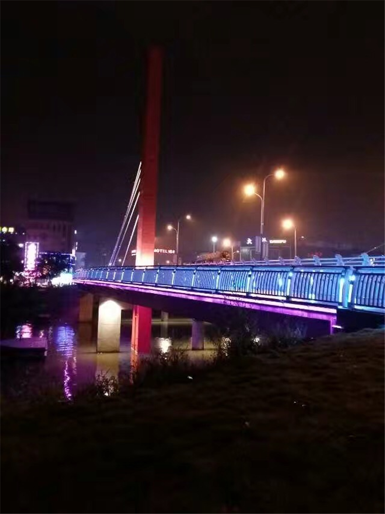 桥梁亮化