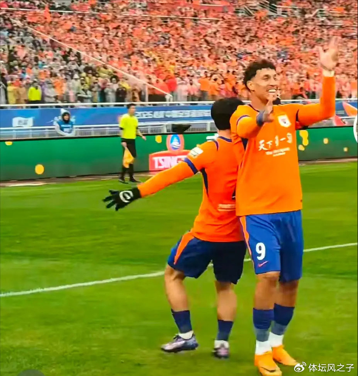 京鲁大战谢文能争议庆祝引热议 泰山2-1力克国安