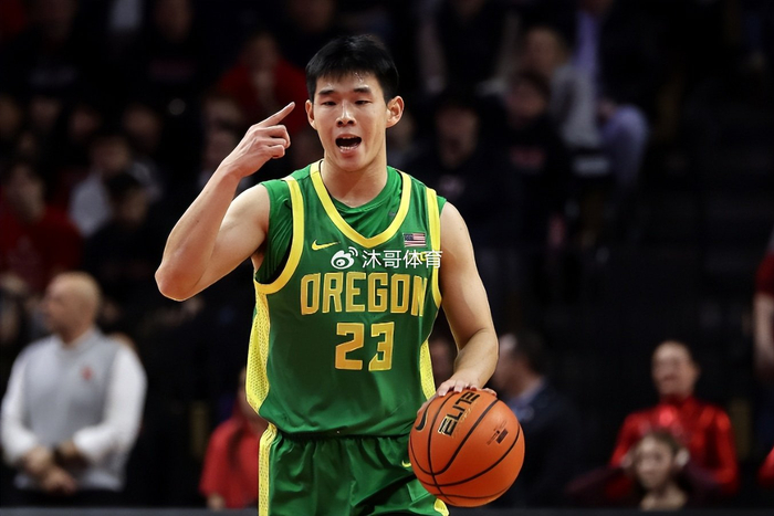 中国新星林葳NCAA首季表现起伏，未来或转战更优