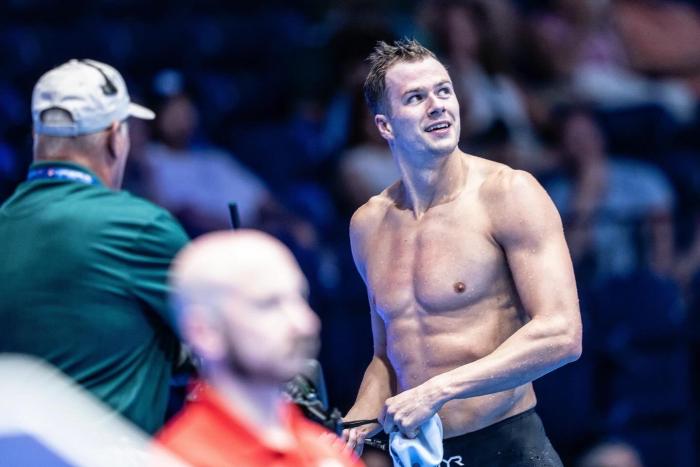 退役军官摘银、准妈妈参赛、工程师夺牌、前N