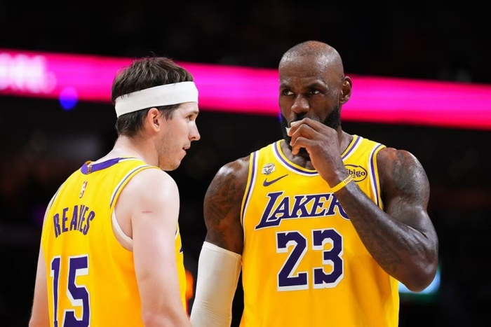 哈登接近100%超越乔丹得分纪录 詹姆斯杜兰特紧追