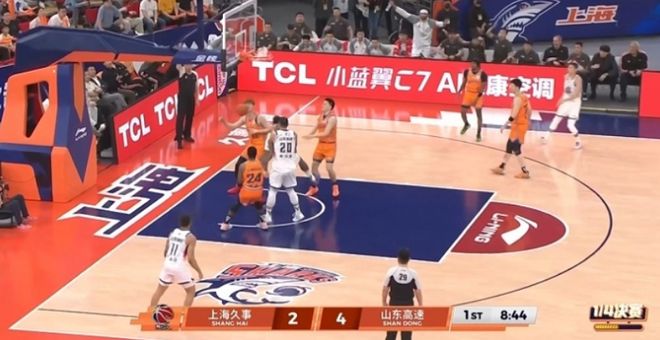 克里斯惊天骑扣王哲林复刻格里芬经典瞬间